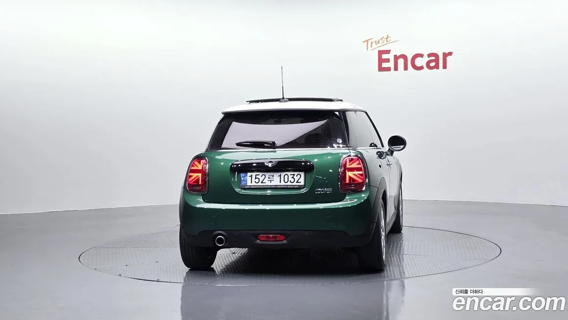 Mini Cooper 2021 из KR, фото 2