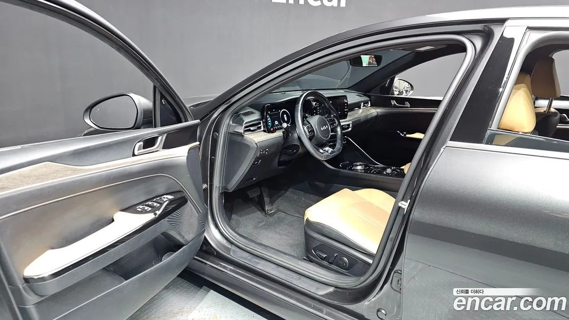Kia K5 — фото 10
