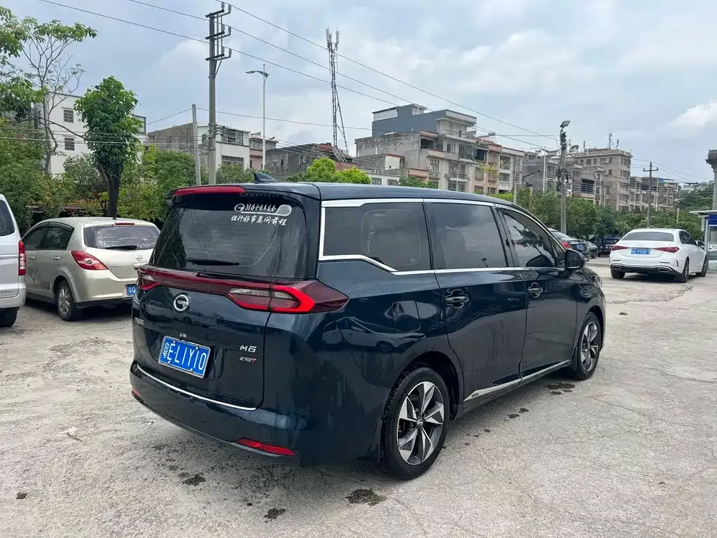 GAC Motor Trumpchi M6 — фото 9
