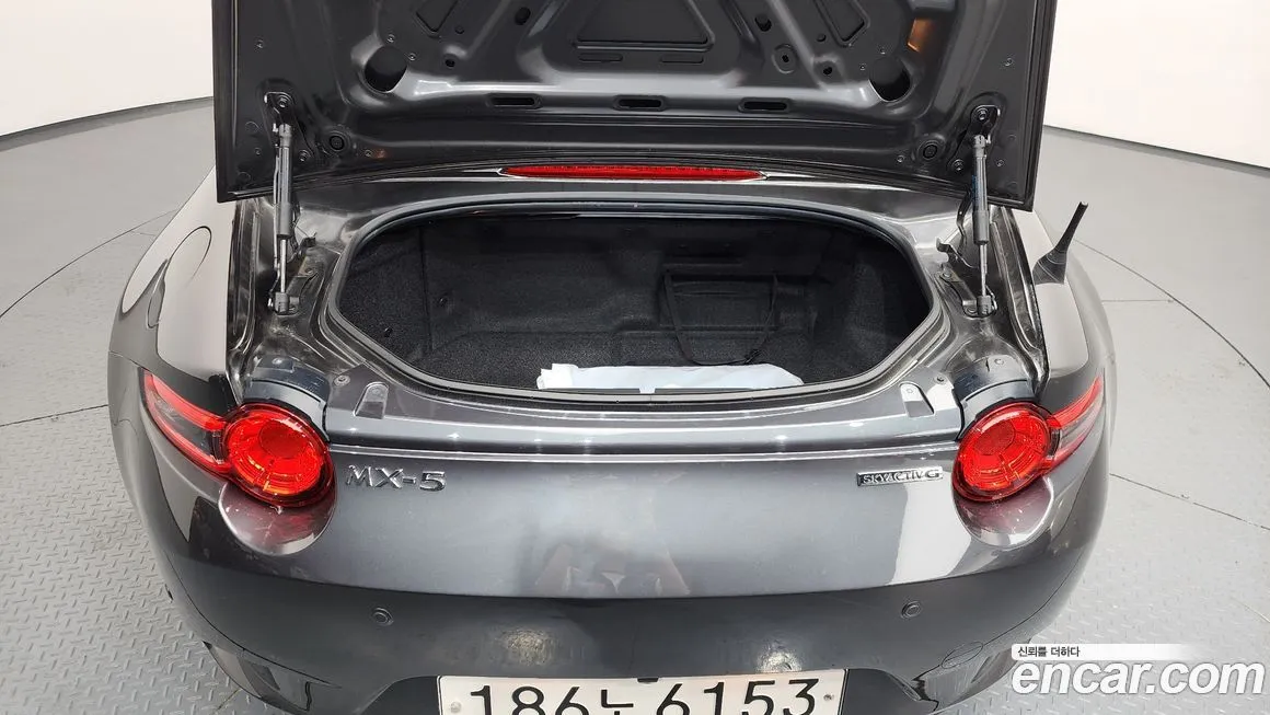 Mazda MX-5 Miata 2021 из KR, фото 7