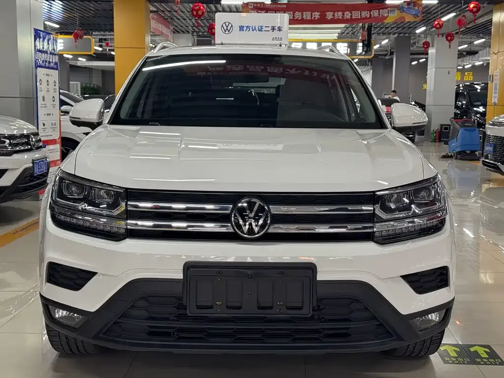 Volkswagen Tharu — фото 5