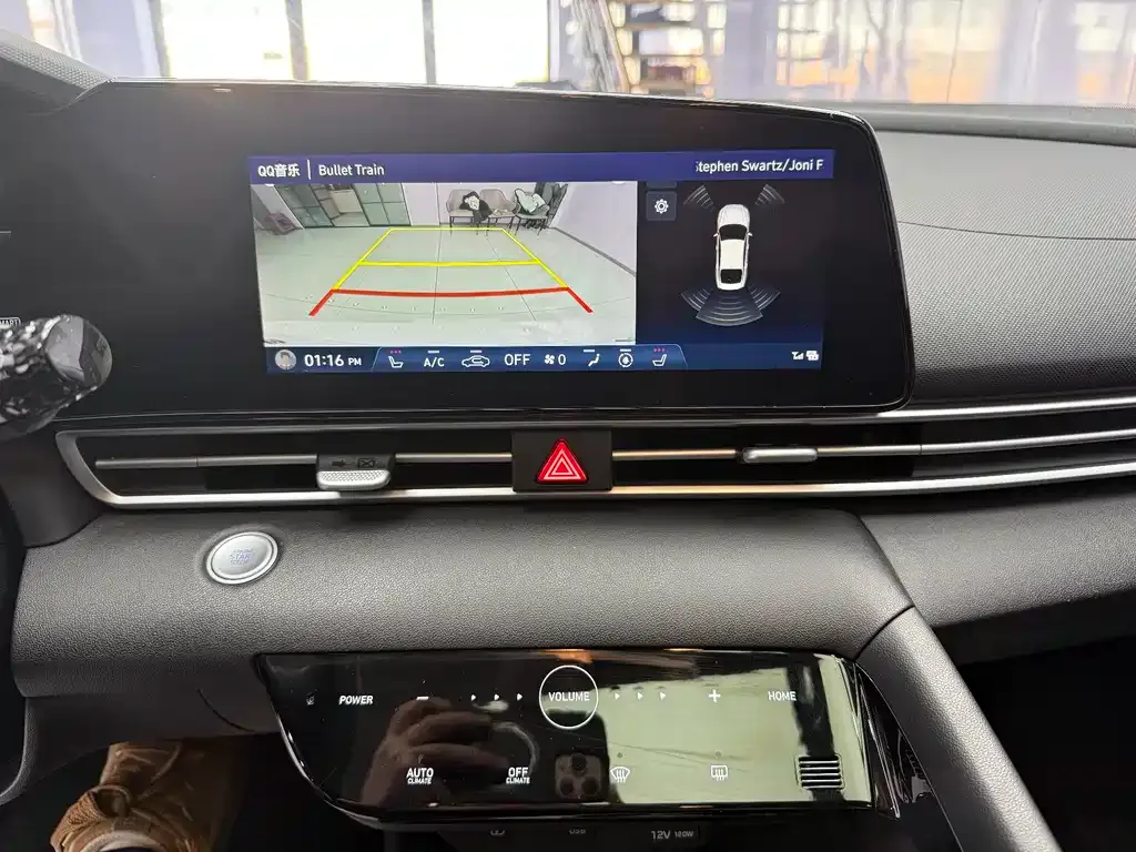 Hyundai Elantra 2023 из CN, фото 7