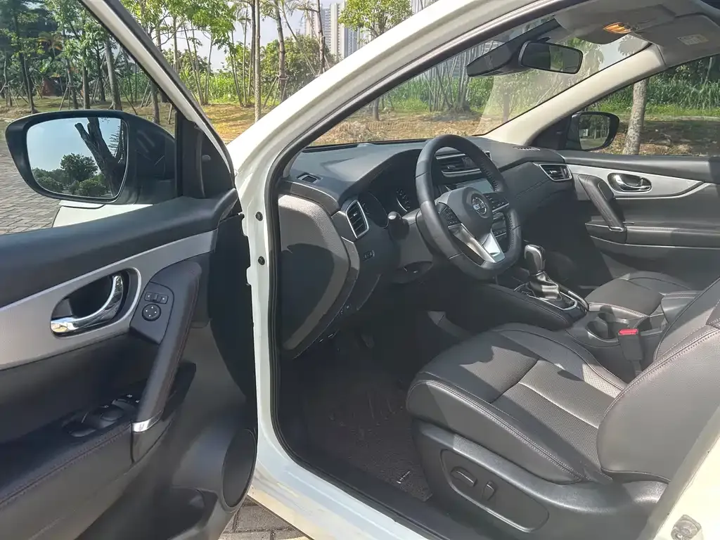 Nissan Qashqai — фото 3