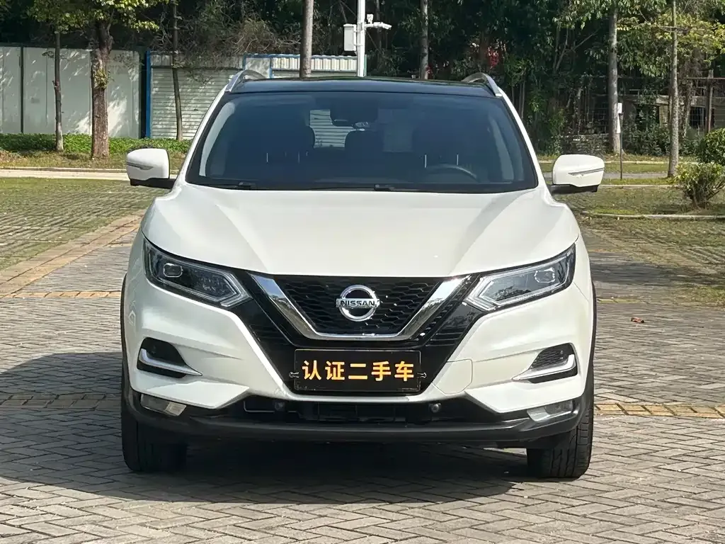 Nissan Qashqai — фото 10