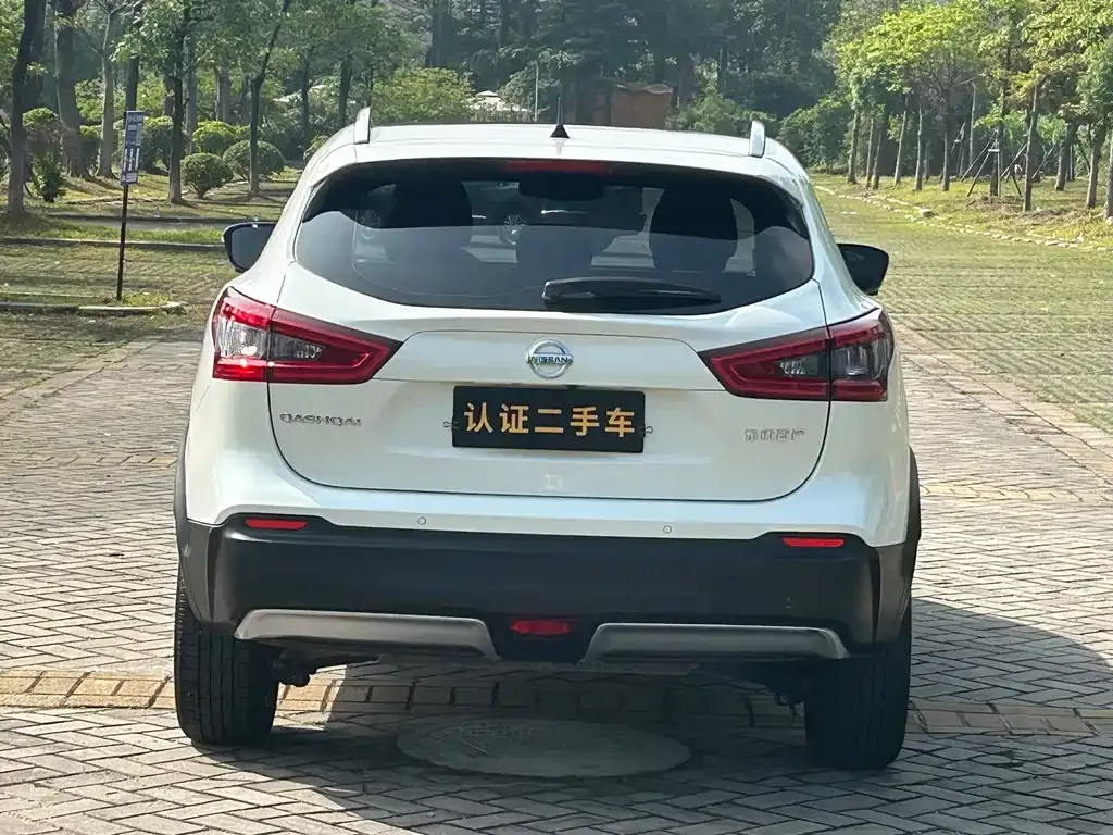 Nissan Qashqai — фото 5
