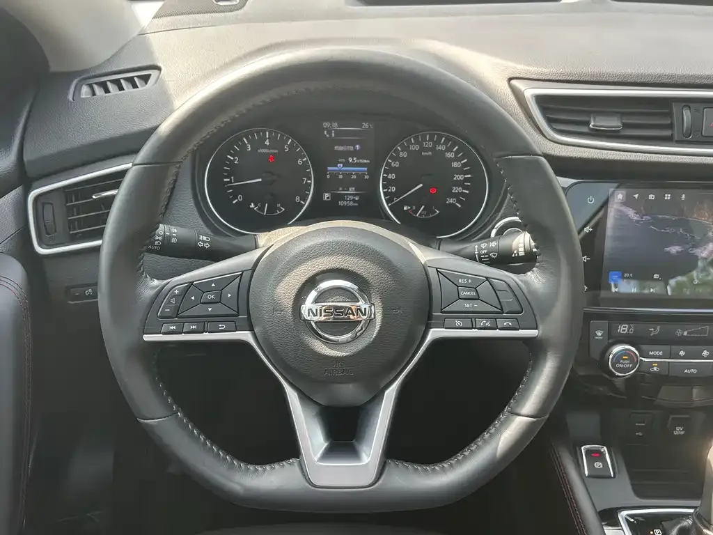 Nissan Qashqai — фото 4