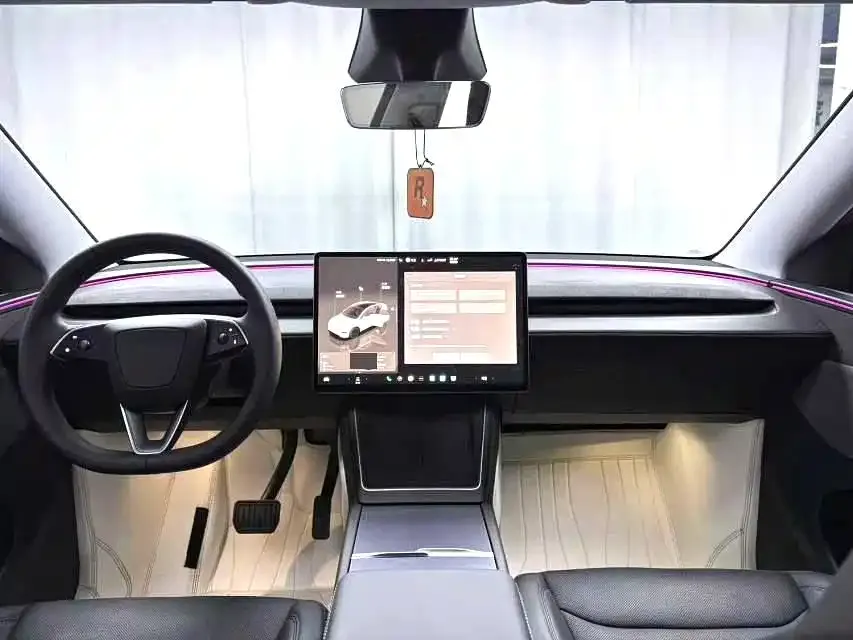 Tesla Model Y — фото 4