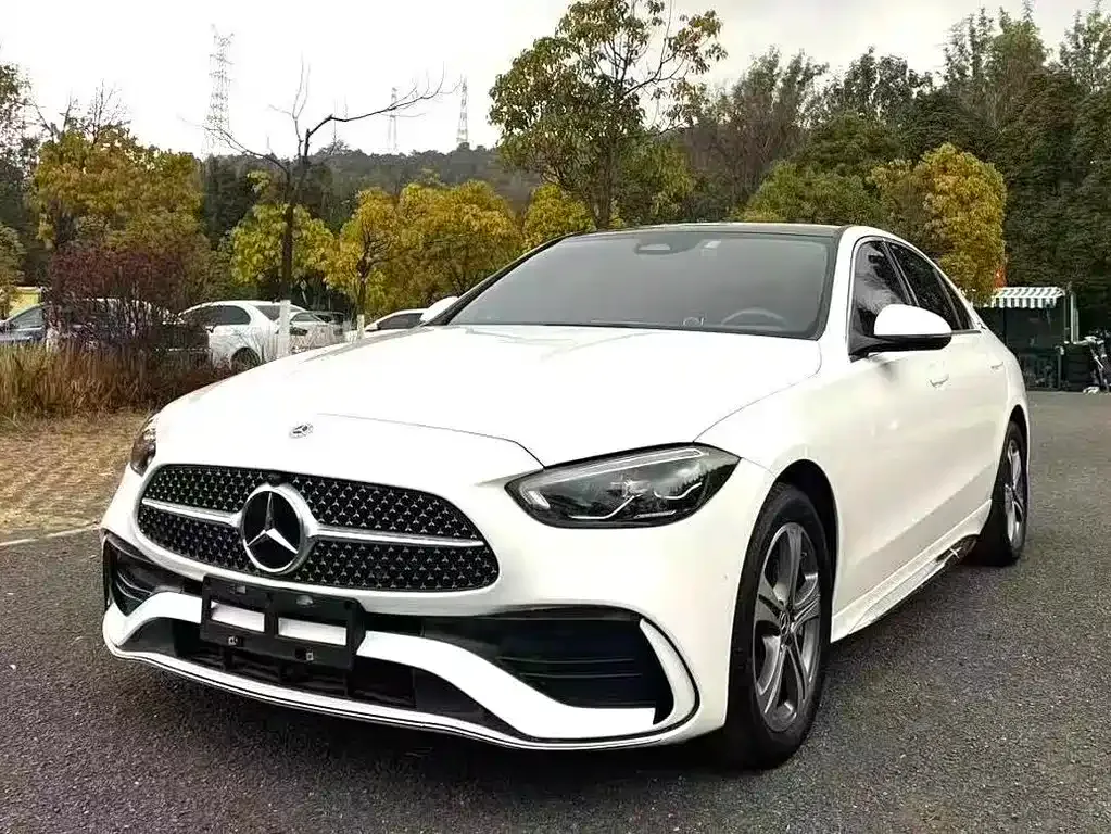 Mercedes-Benz C-Class — фото 1