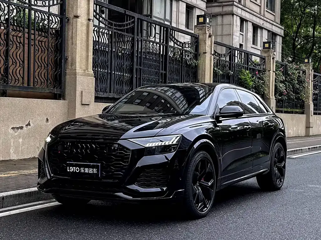 Audi RS Q8