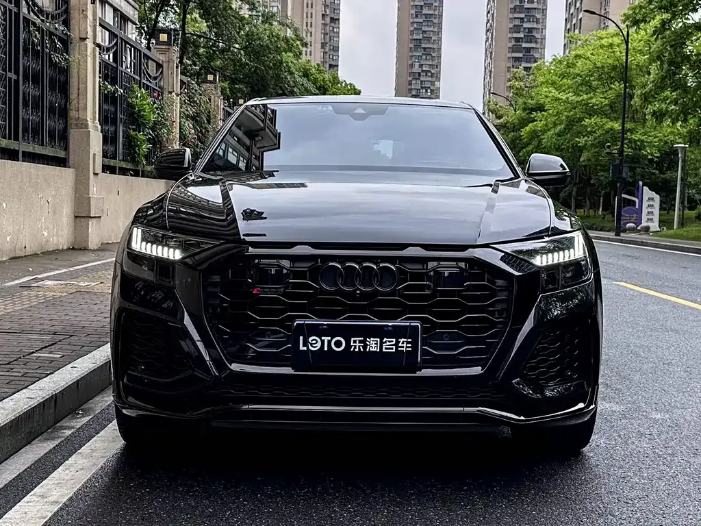 Audi RS Q8 2021 из CN, фото 7