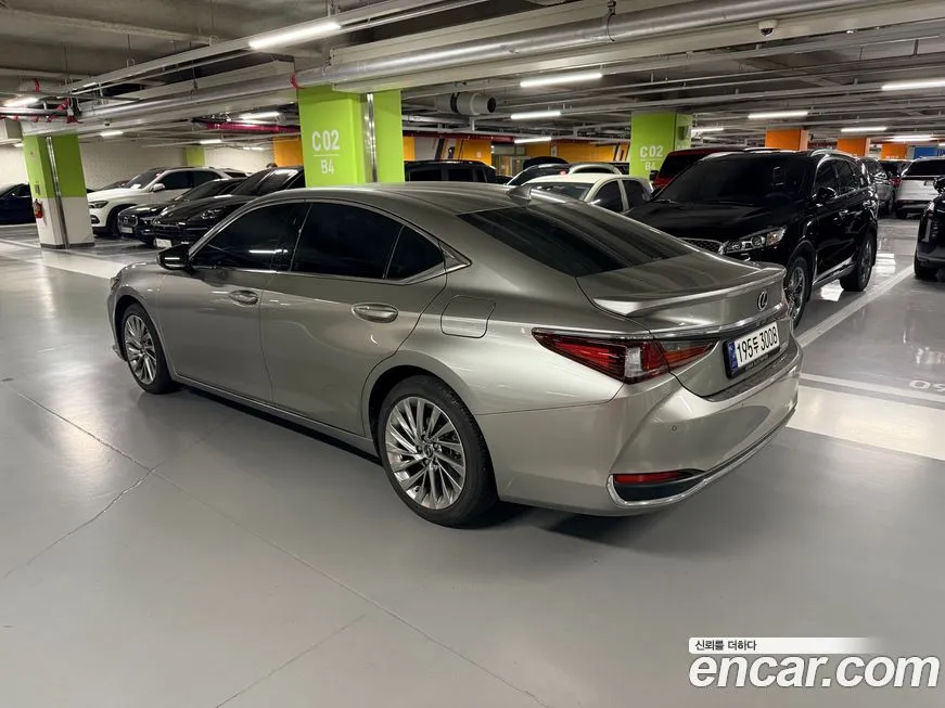 Lexus ES 2023 из KR, фото 7