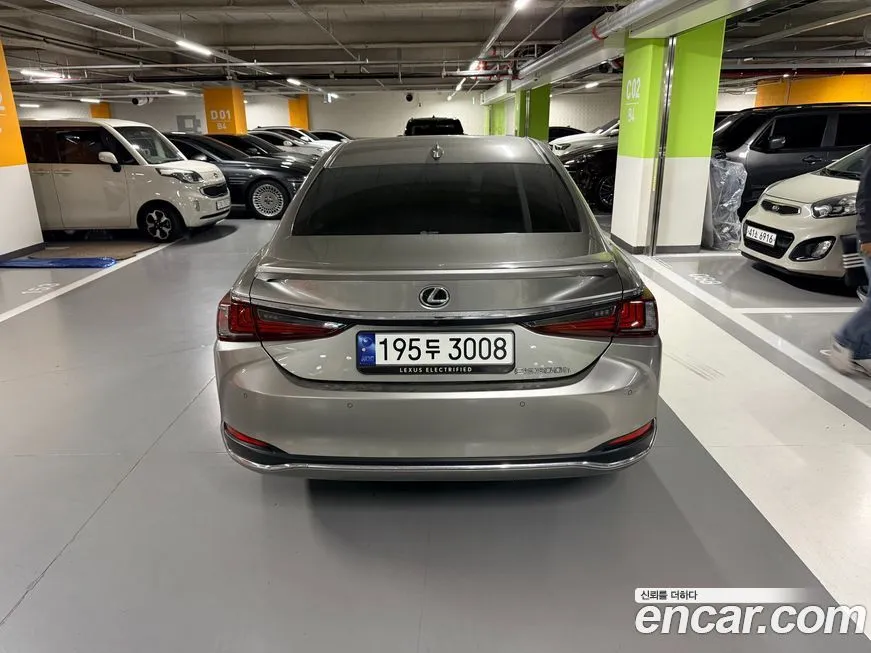 Lexus ES 2023 из KR, фото 8