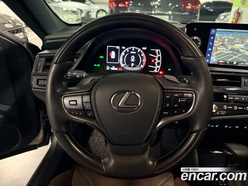 Lexus ES 2023 из KR, фото 3