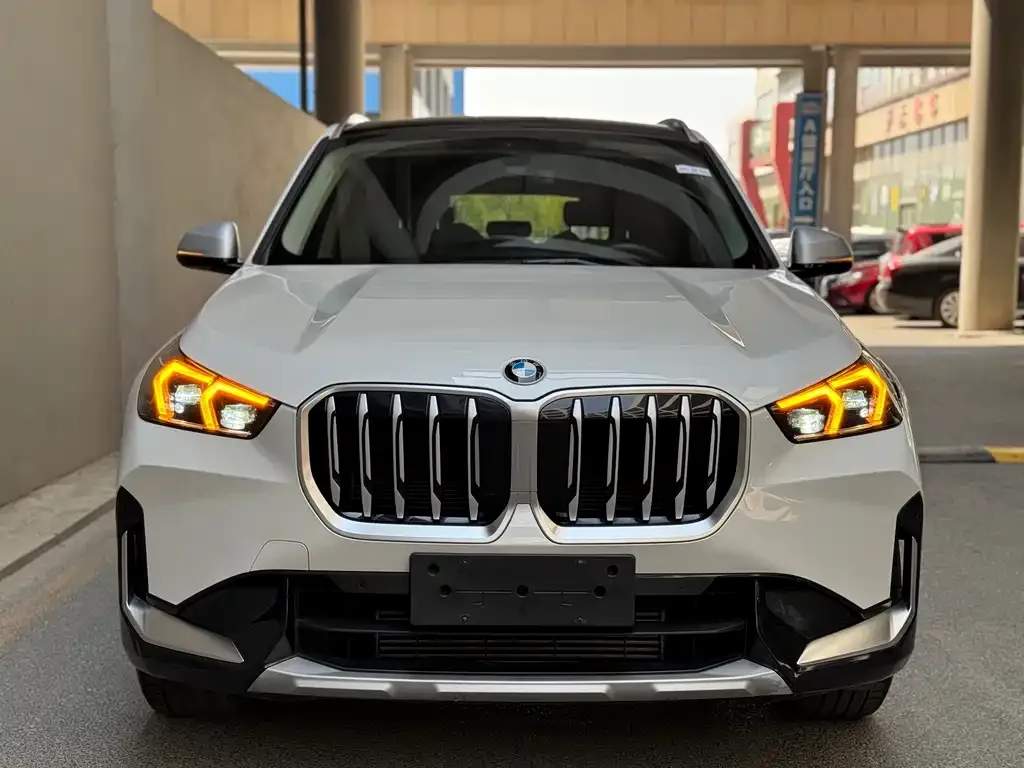 BMW X1 — фото 4