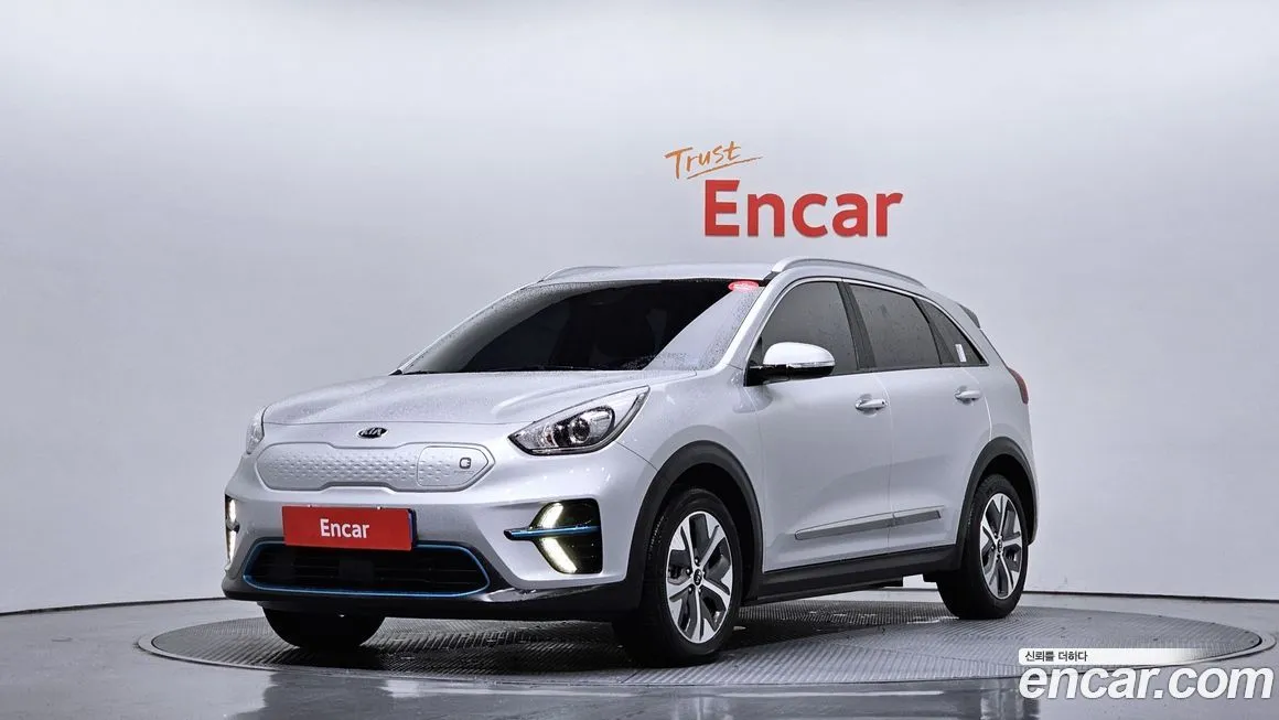 Kia Niro 2021 из KR, фото 1