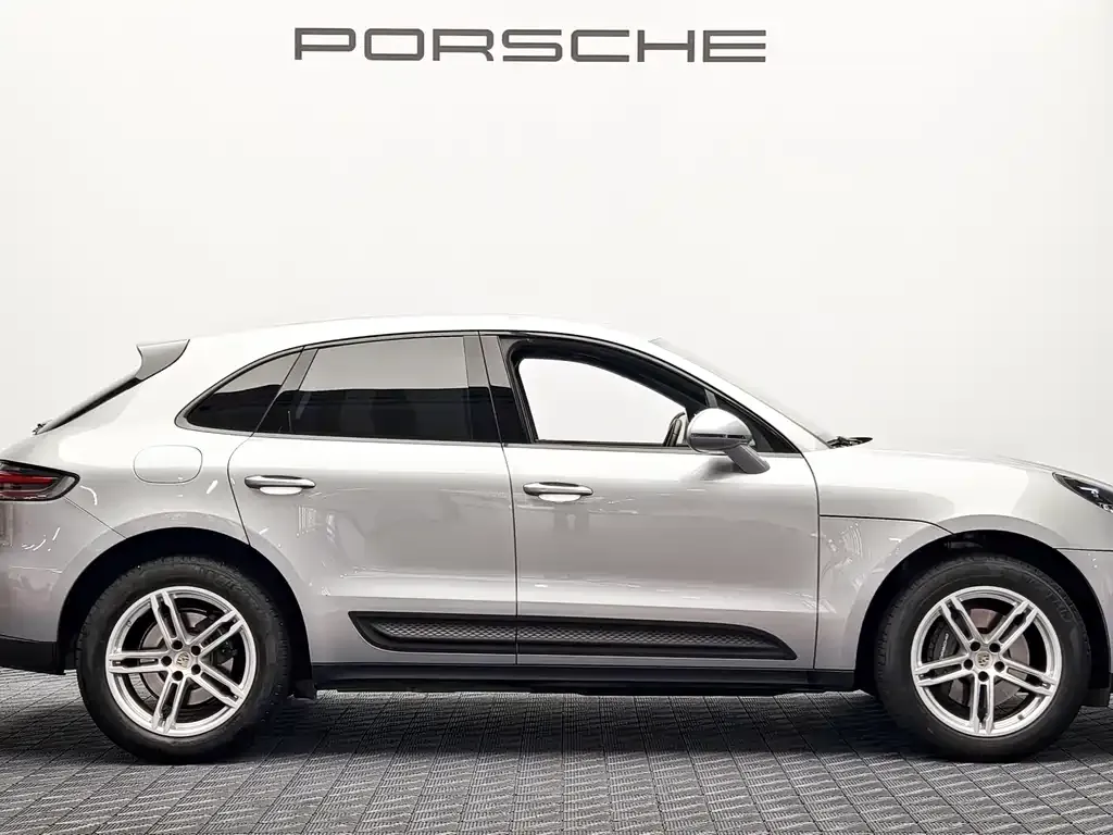Porsche Macan — фото 6