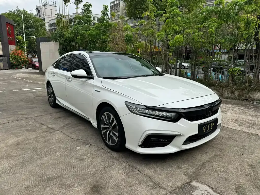 Honda Inspire — фото 6