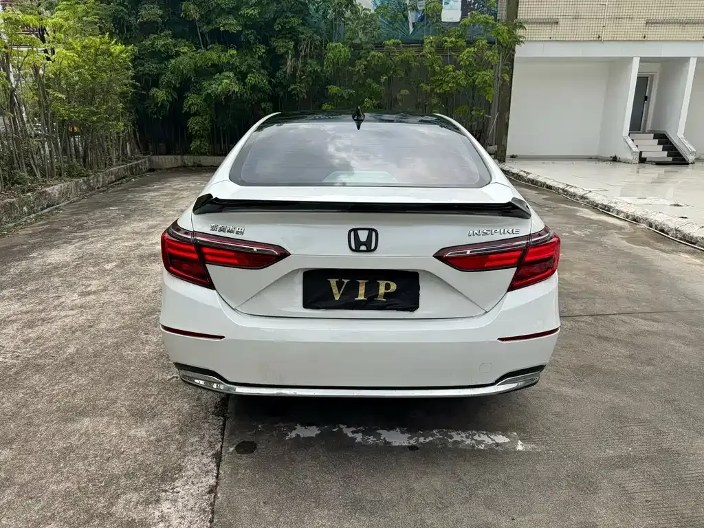 Honda Inspire — фото 3