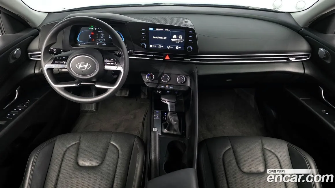Hyundai AVANTE — фото 8