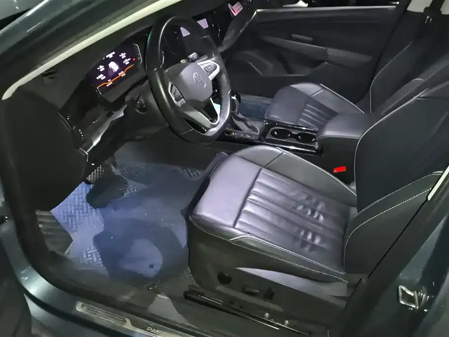 Volkswagen Passat — фото 9