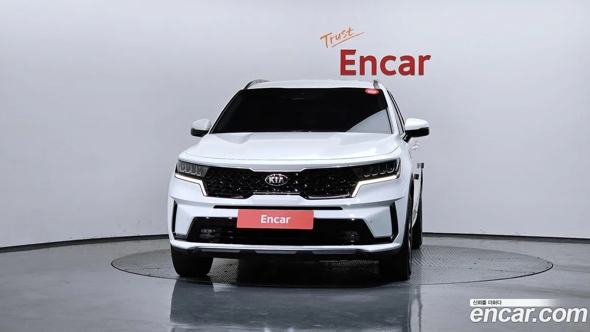Kia Sorento — фото 4