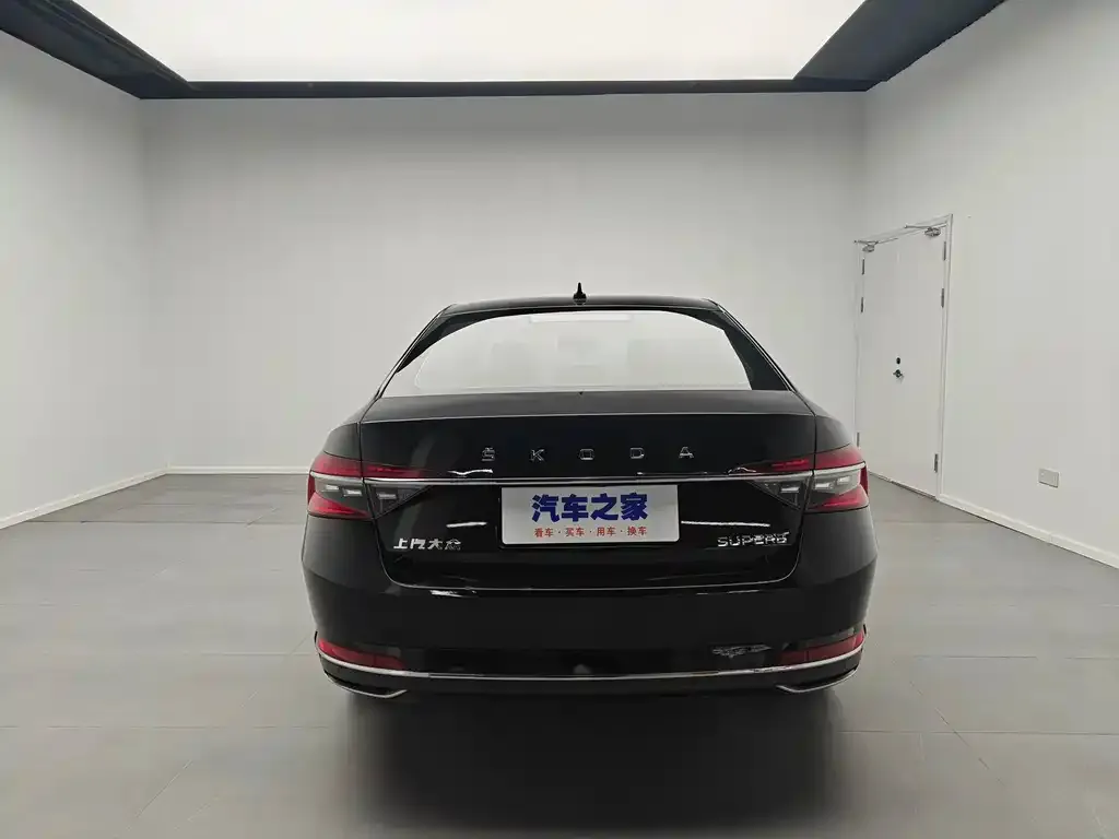 Skoda Superb 2023 из CN, фото 5