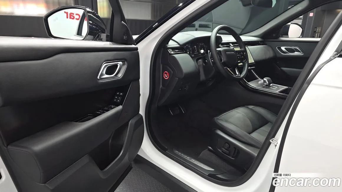 Land Rover Range Rover Velar 2026 из KR, фото 3