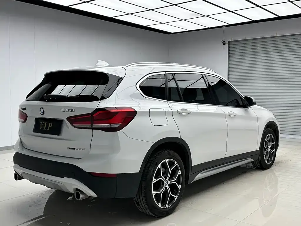 BMW X1 — фото 6