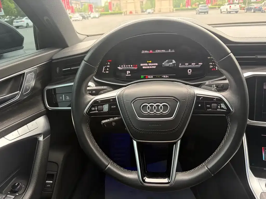 Audi A6L — фото 4