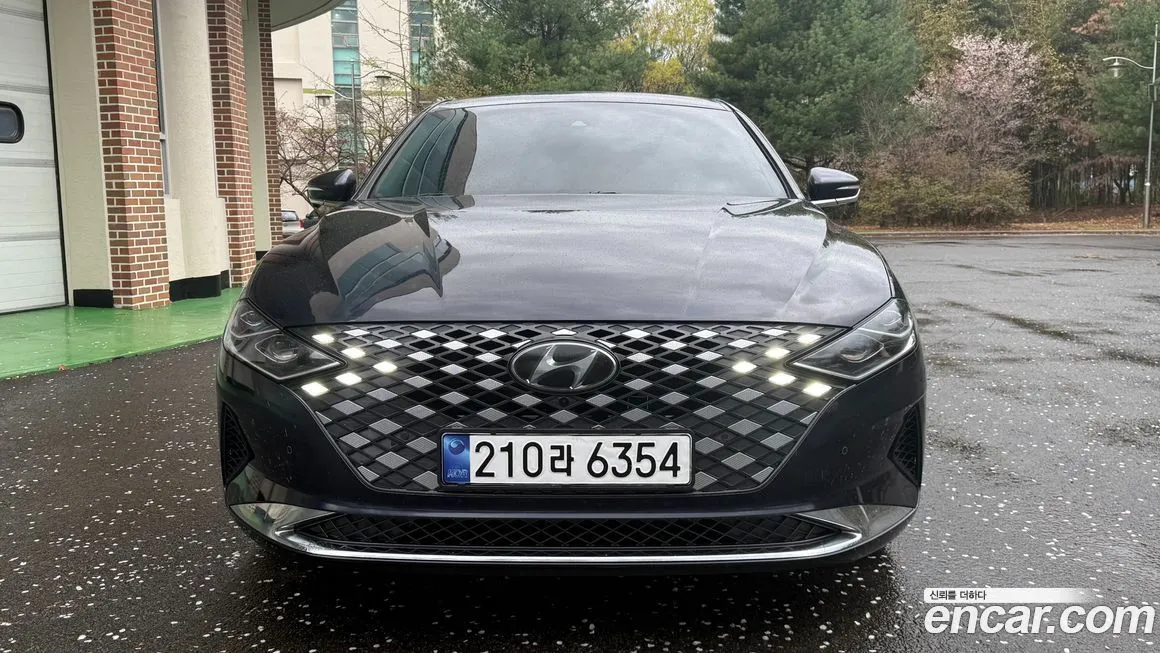 Hyundai Grandeur — фото 1
