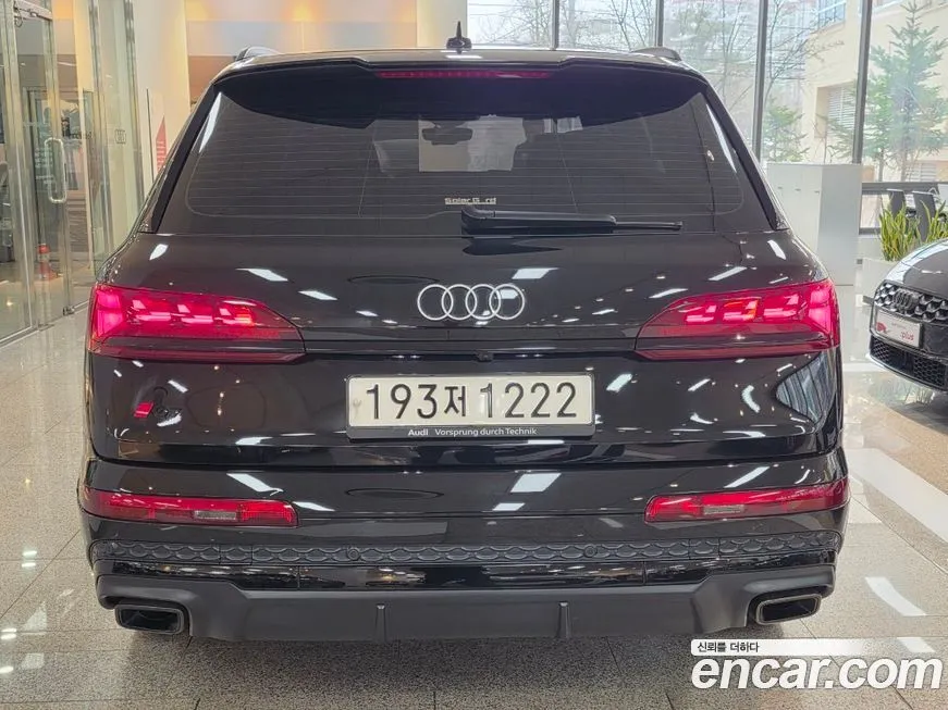 Audi Q7 — фото 5