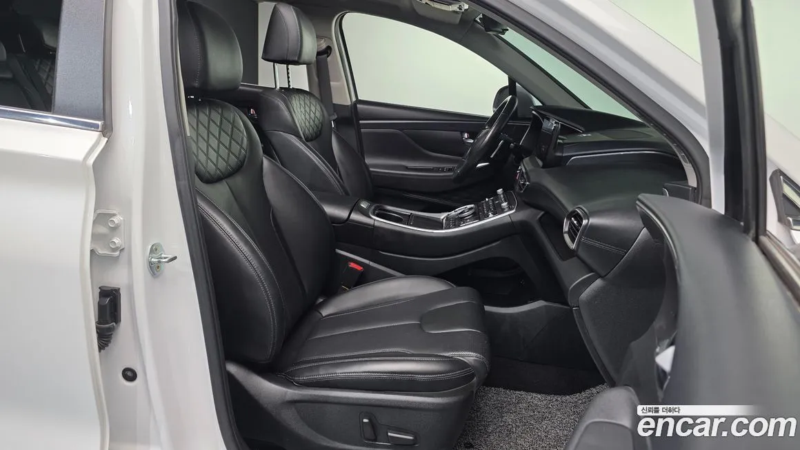 Hyundai Santafe — фото 7