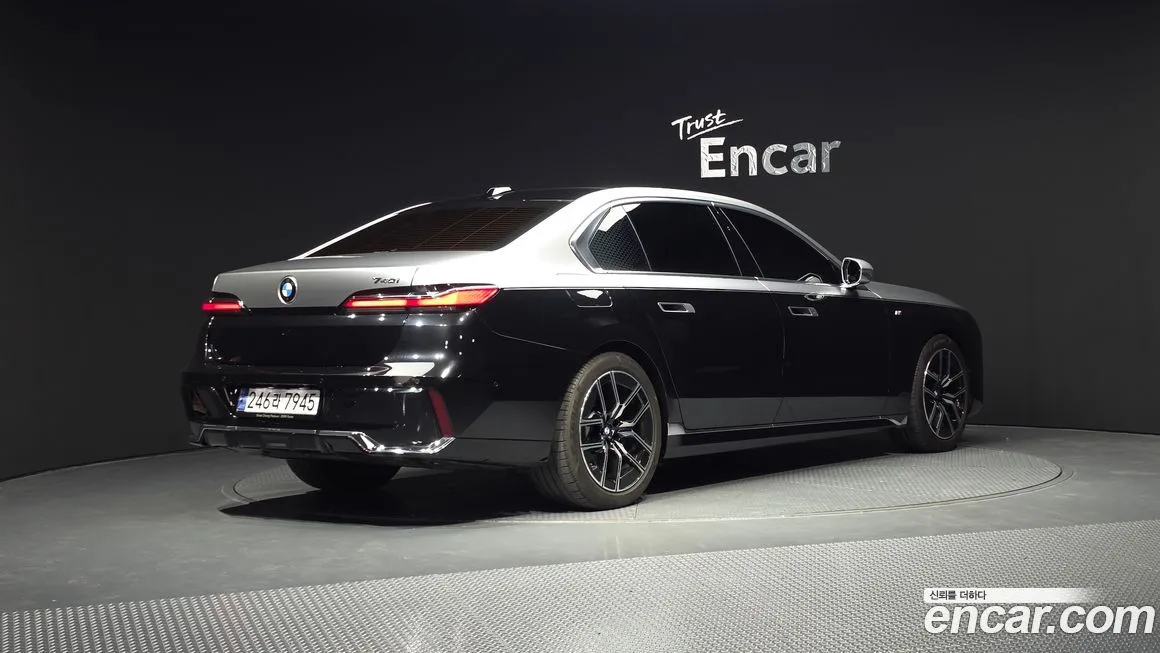 BMW 7-Series 2023 из KR, фото 9