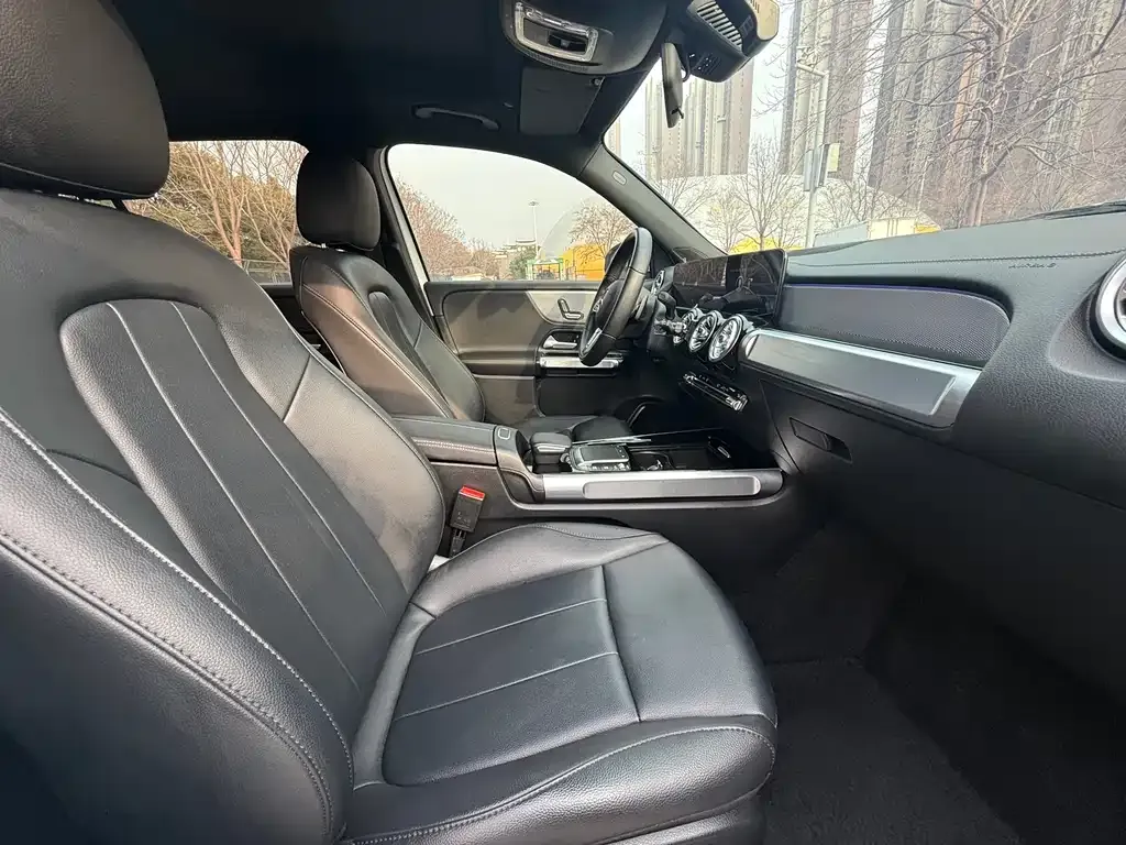 Mercedes-Benz GLB 2023 из CN, фото 6