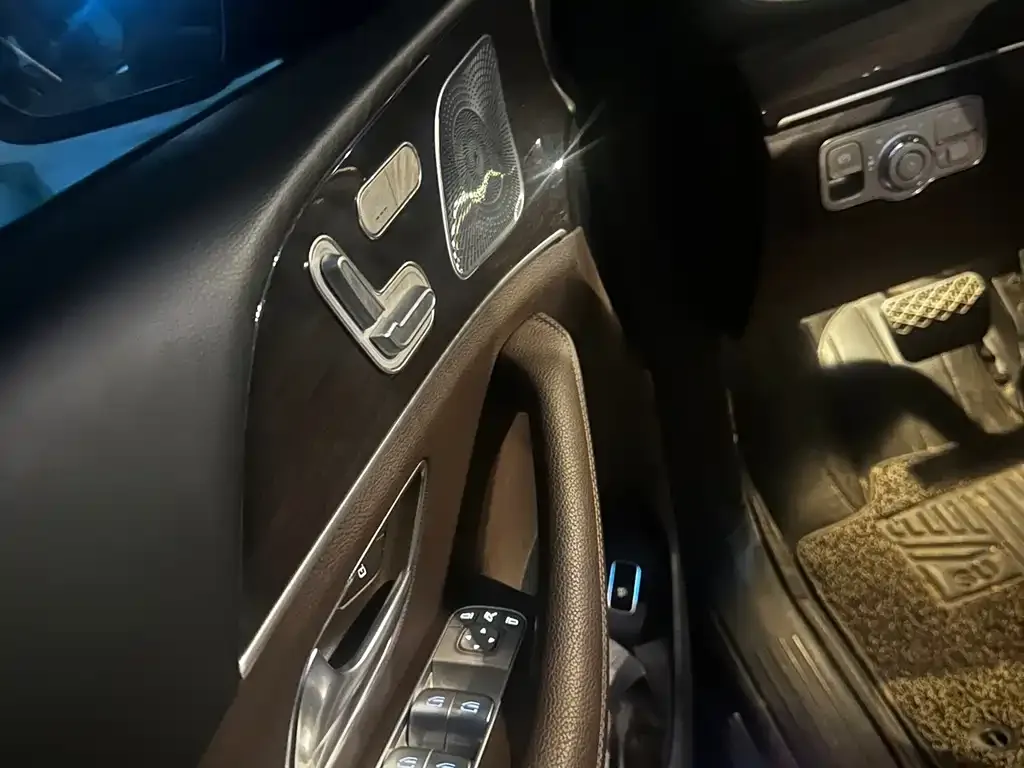 Mercedes-Benz GLE 2021 из CN, фото 2