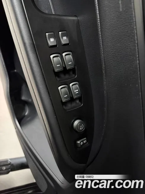 KG Mobility (Ssangyong) Rexton 2023 из KR, фото 2