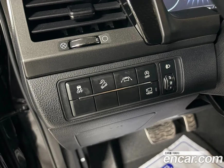 KG Mobility (Ssangyong) Rexton 2023 из KR, фото 9