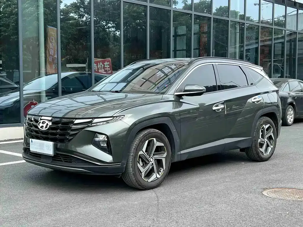 Hyundai Tucson — фото 1