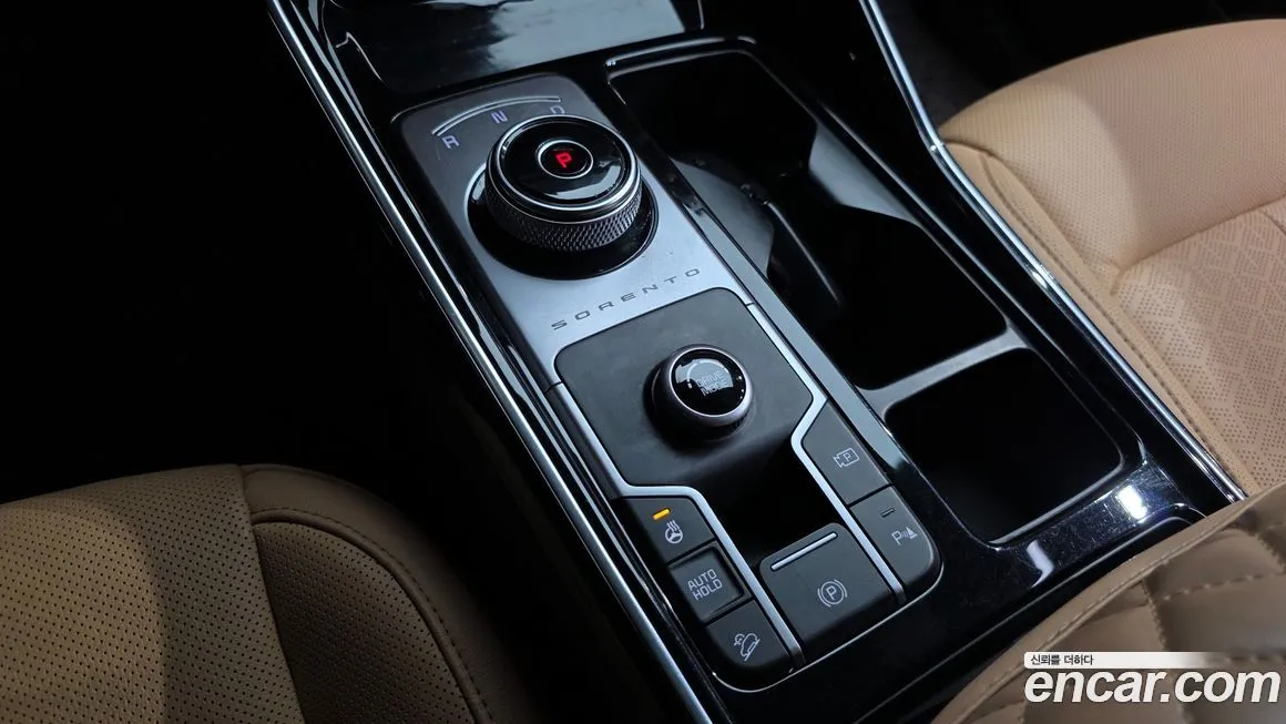 Kia Sorento — фото 9