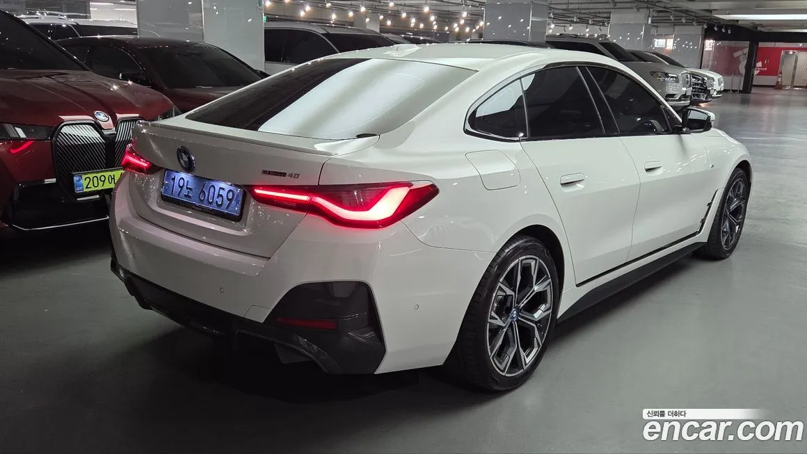 BMW i4 2024 из KR, фото 3