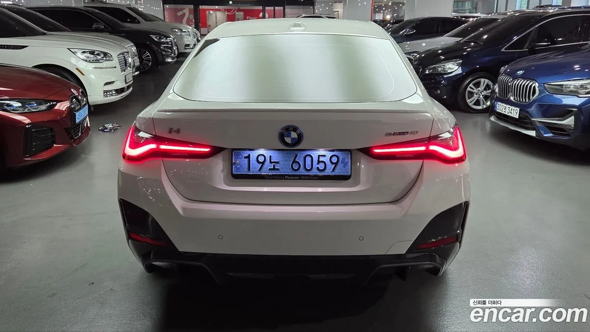 BMW i4 2024 из KR, фото 7