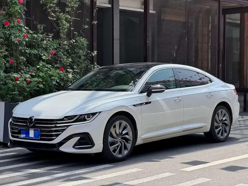 Volkswagen CC — фото 1