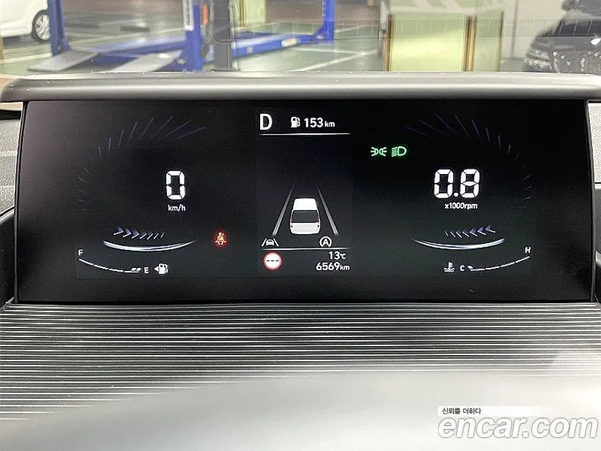 Hyundai Staria — фото 3
