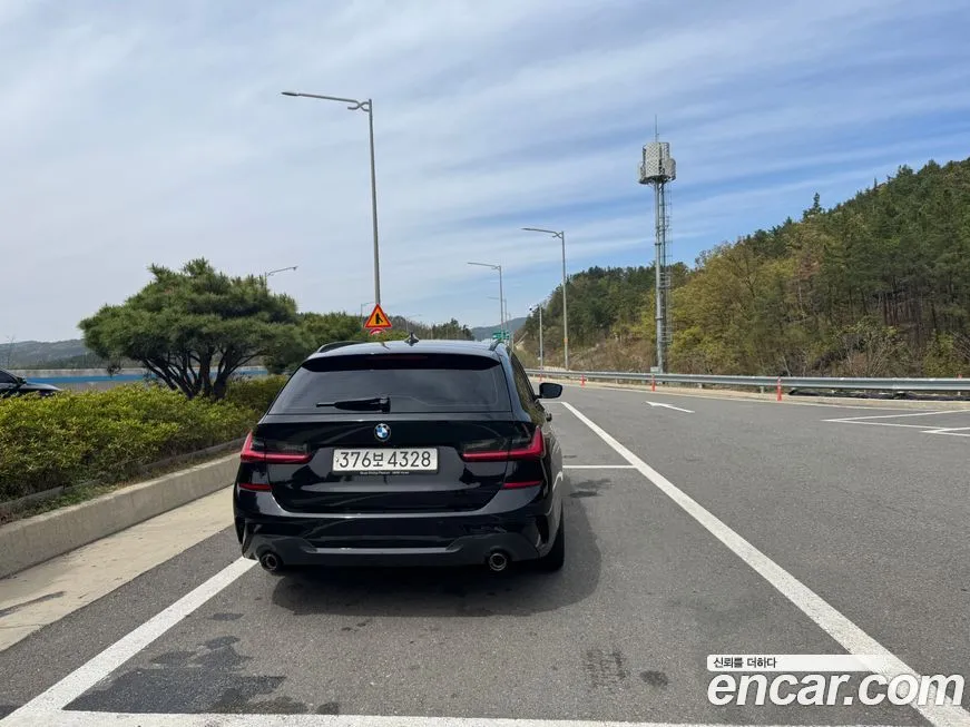 BMW 3-Series 2022 из KR, фото 5