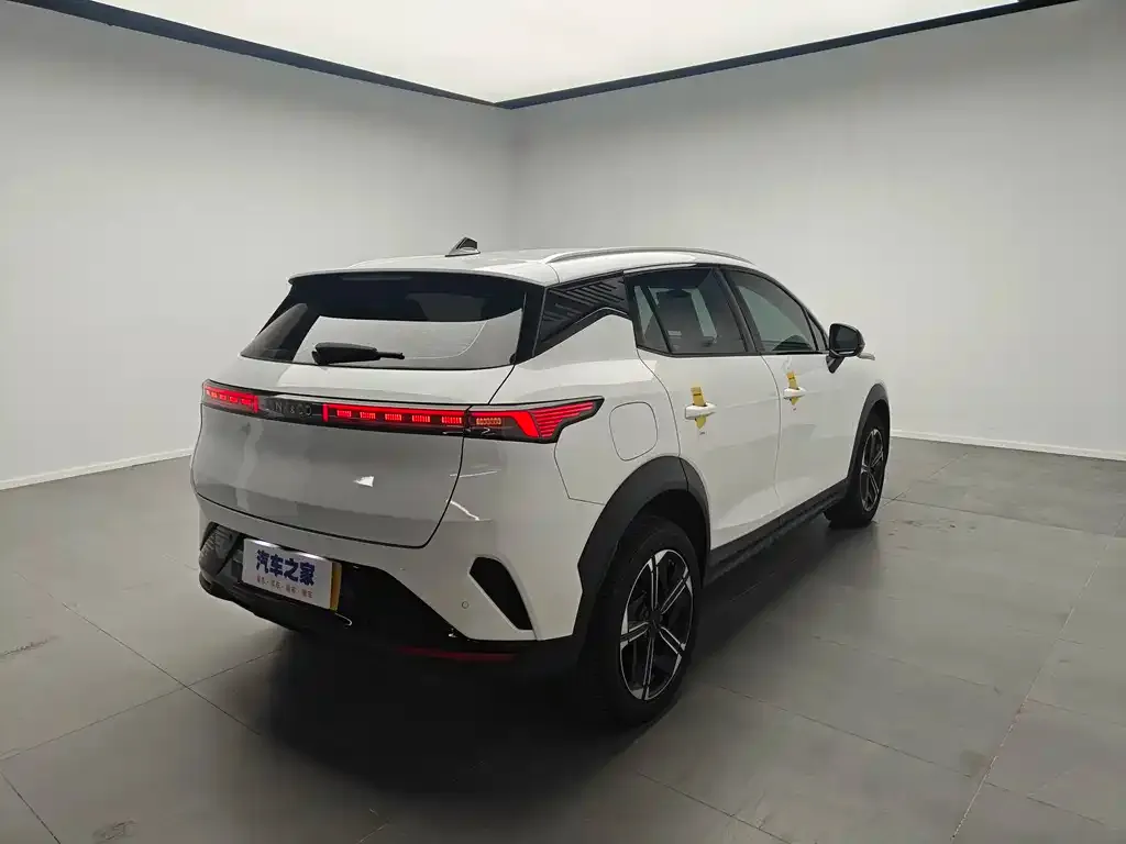 Lynk & Co 06 EM-P 2024 из CN, фото 8
