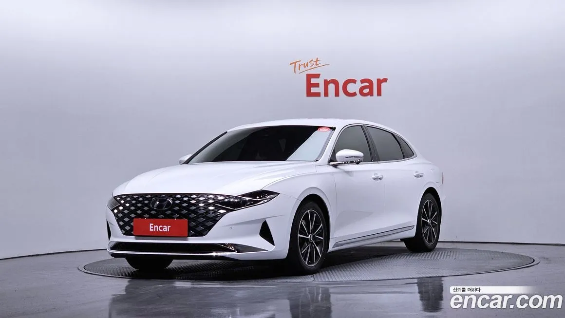 Hyundai Grandeur 2022 из KR, фото 1
