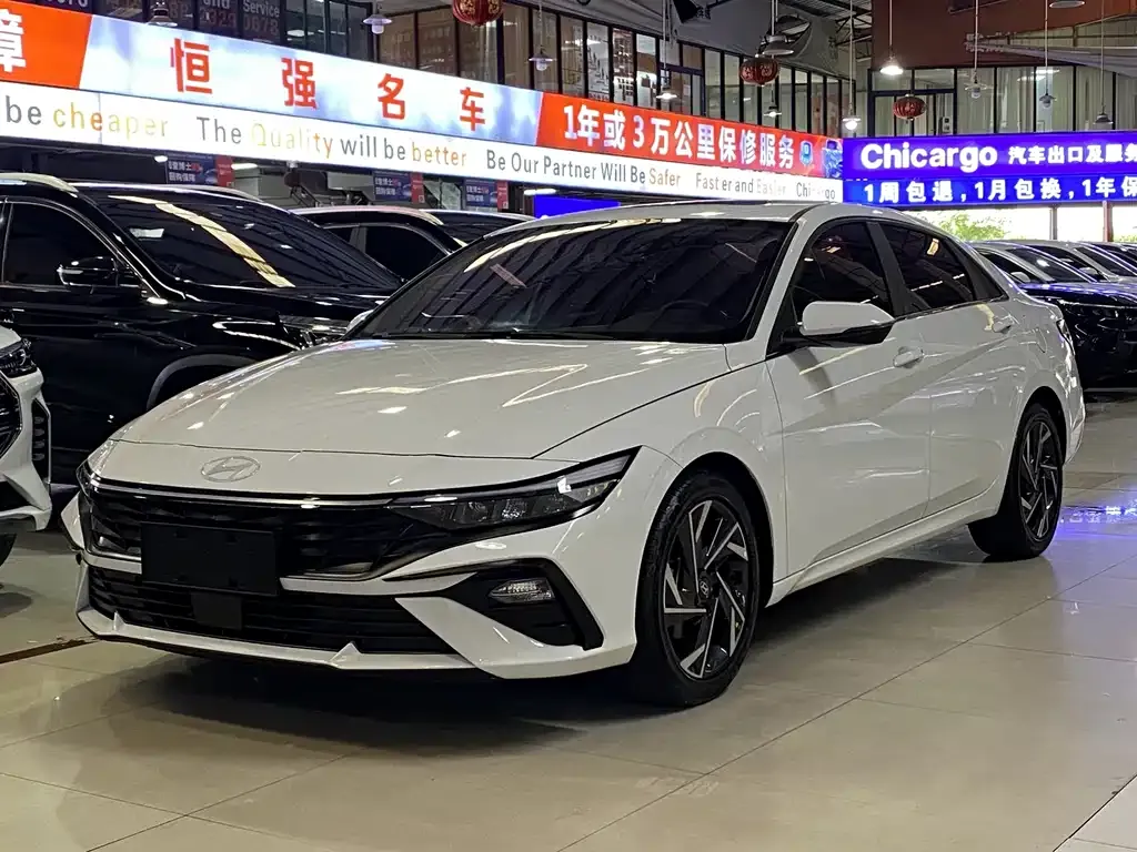 Hyundai Elantra — фото 9