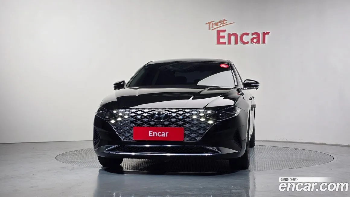 Hyundai Grandeur 2022 из KR, фото 2