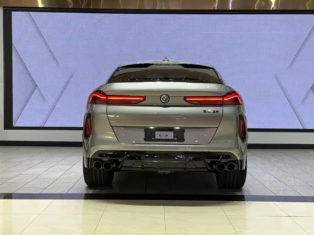 BMW X6 M 2023 из CN, фото 4