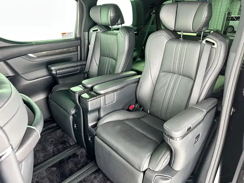 Lexus LM 2021 из CN, фото 5